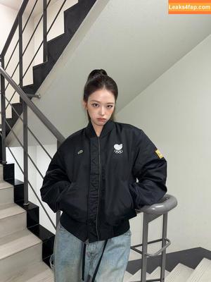 An Yujin 안유진 | photo #0087