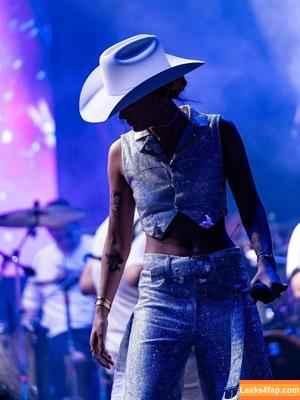 Ana Castela фото #0067