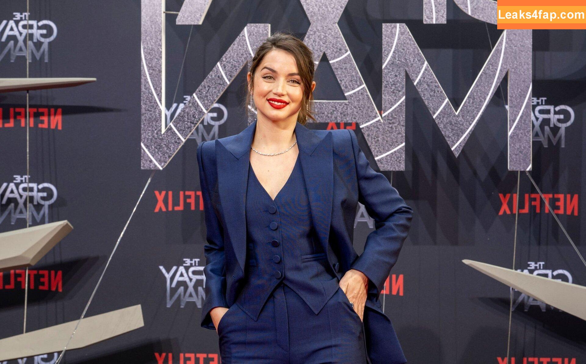 Ana De Armas / ana_d_armas / anadearmas / anadearmasdaily / https: leaked photo photo #0096