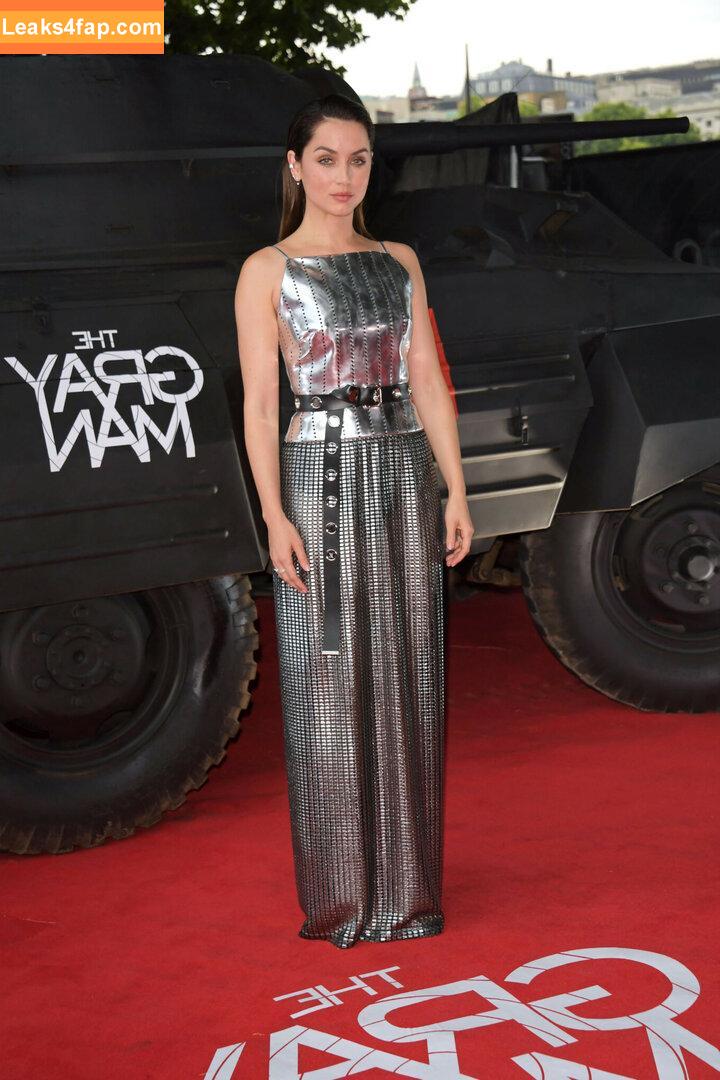 Ana De Armas / ana_d_armas / anadearmas / anadearmasdaily / https: leaked photo photo #0105