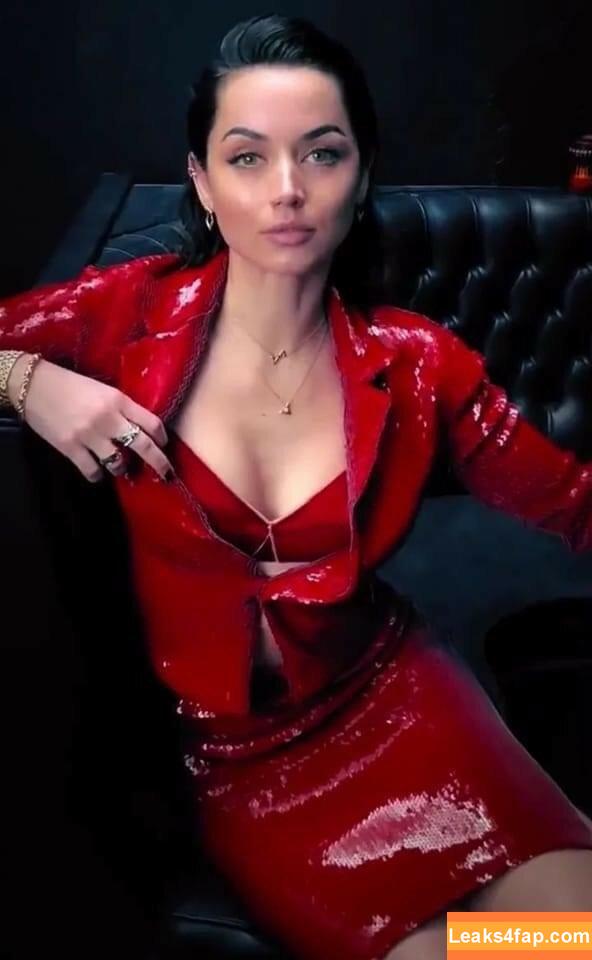 Ana De Armas / ana_d_armas / anadearmas / anadearmasdaily / https: leaked photo photo #0452