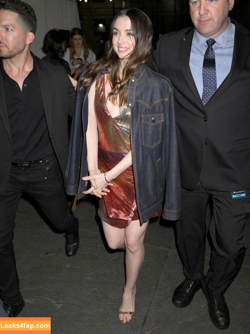 Ana De Armas / ana_d_armas / anadearmas / anadearmasdaily / https: leaked photo photo #0584