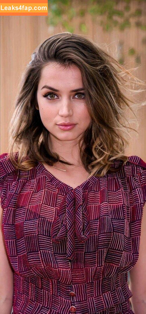 Ana De Armas / ana_d_armas / anadearmas / anadearmasdaily / https: leaked photo photo #0635