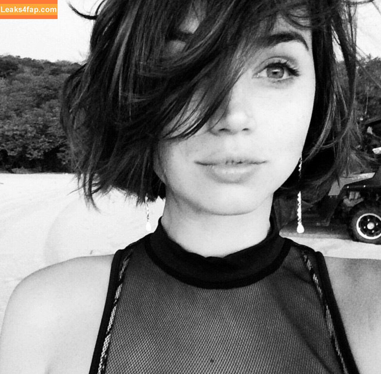 Ana De Armas / ana_d_armas / anadearmas / anadearmasdaily / https: leaked photo photo #0646
