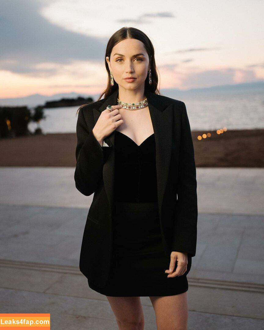 Ana De Armas / ana_d_armas / anadearmas / anadearmasdaily / https: leaked photo photo #0655