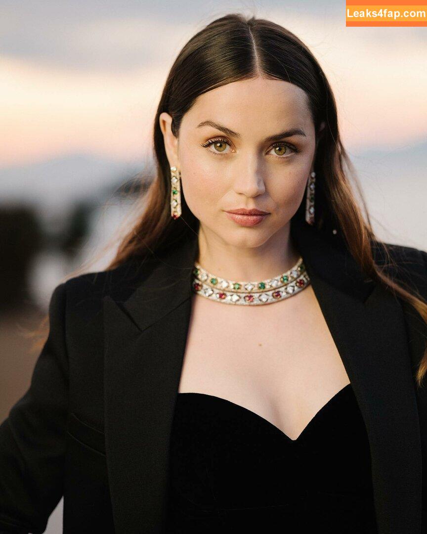 Ana De Armas / ana_d_armas / anadearmas / anadearmasdaily / https: leaked photo photo #0657