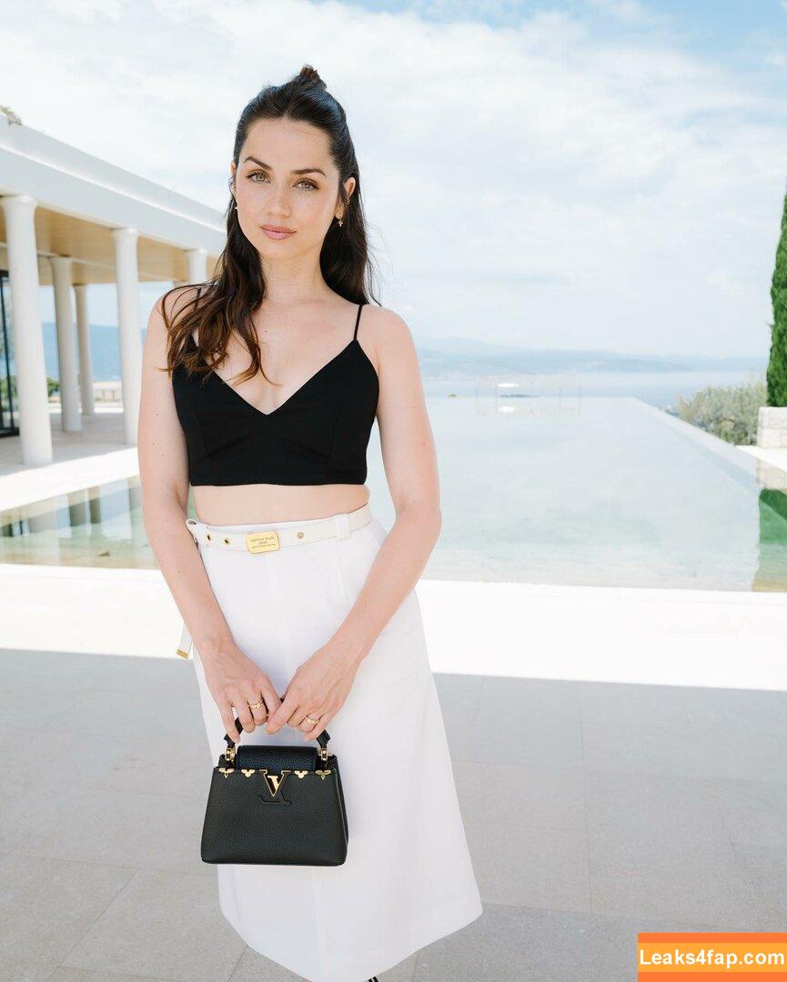 Ana De Armas / ana_d_armas / anadearmas / anadearmasdaily / https: leaked photo photo #0697