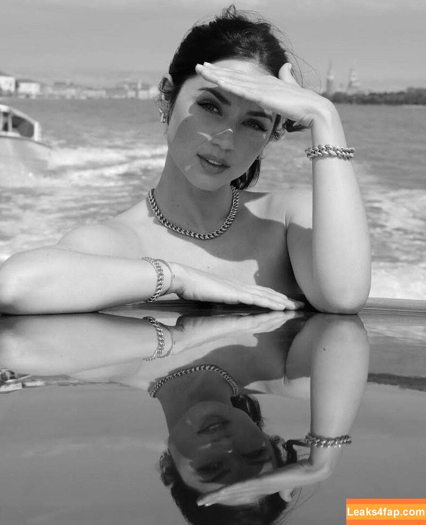 Ana De Armas / ana_d_armas / anadearmas / anadearmasdaily / https: leaked photo photo #0737