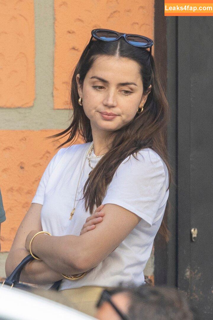Ana De Armas / ana_d_armas / anadearmas / anadearmasdaily / https: leaked photo photo #0785