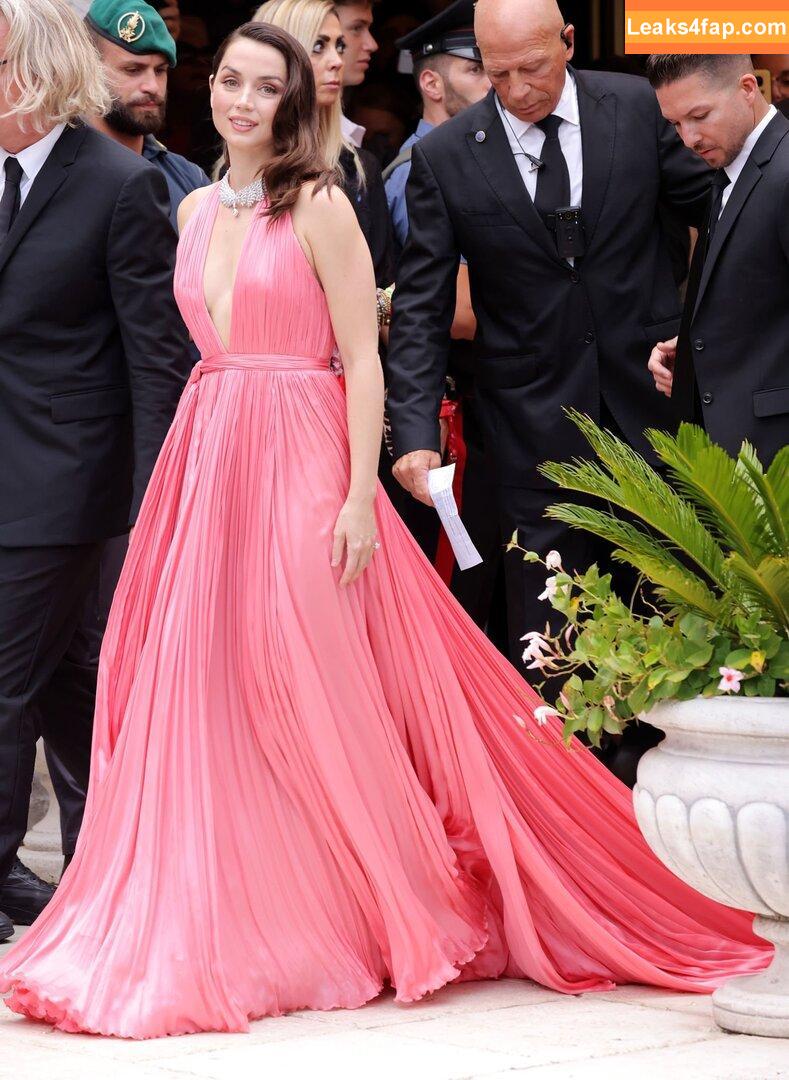 Ana De Armas / ana_d_armas / anadearmas / anadearmasdaily / https: leaked photo photo #0796