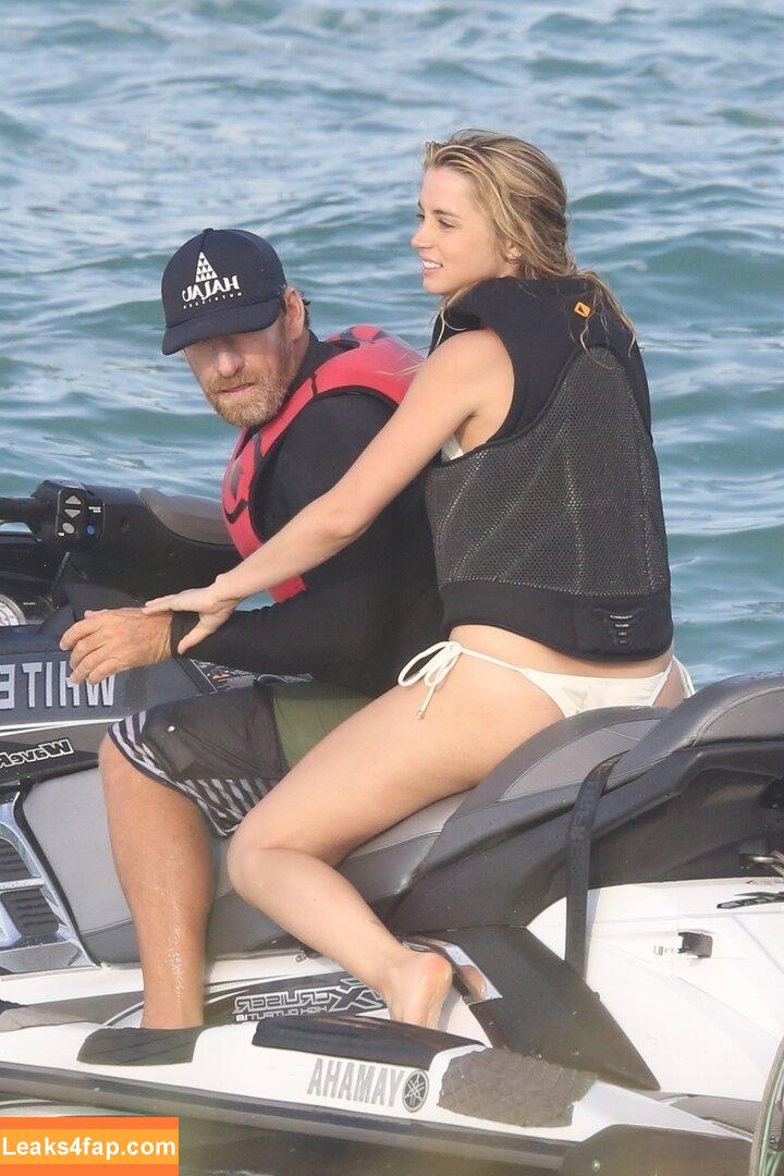 Ana De Armas / ana_d_armas / anadearmas / anadearmasdaily / https: leaked photo photo #0936