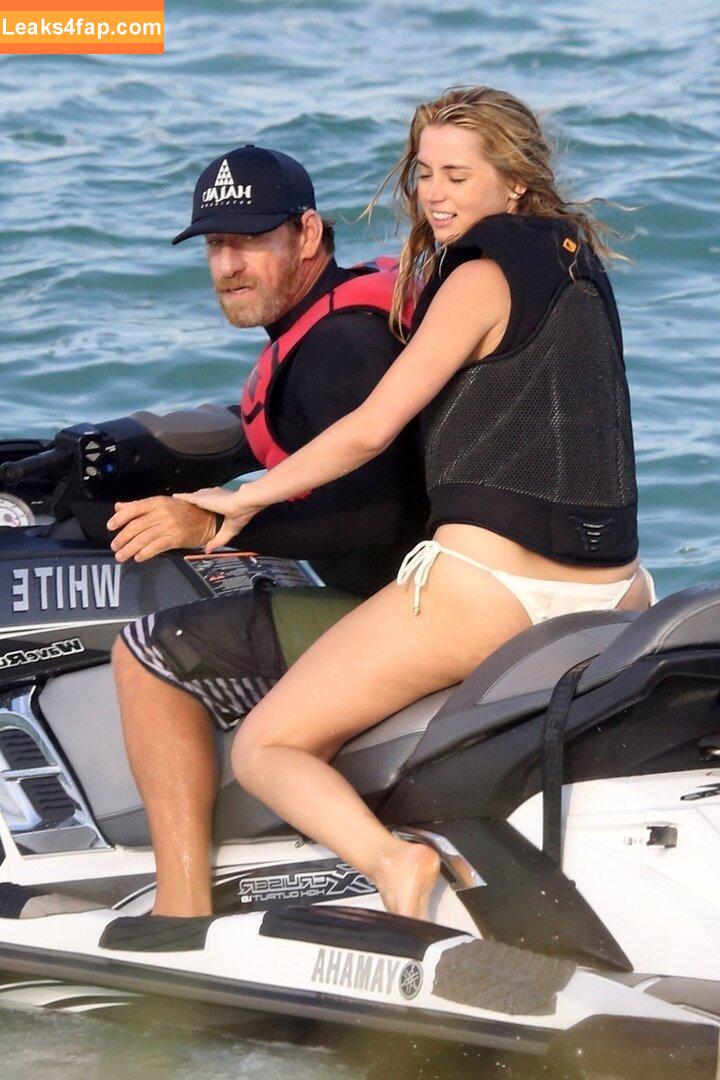 Ana De Armas / ana_d_armas / anadearmas / anadearmasdaily / https: leaked photo photo #0937