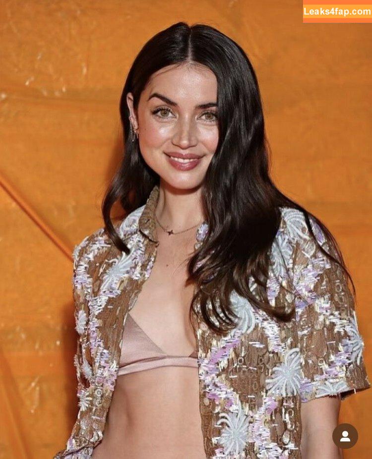 Ana De Armas / ana_d_armas / anadearmas / anadearmasdaily / https: leaked photo photo #0943