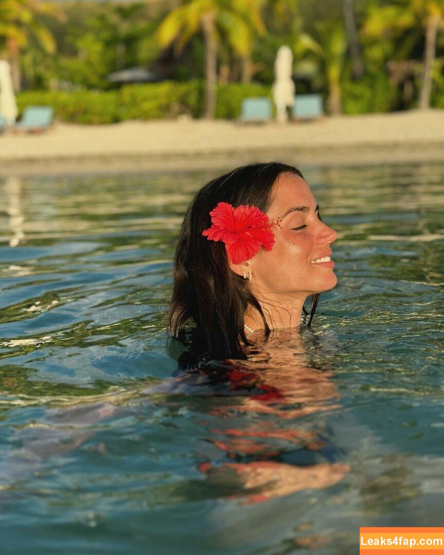 Ana De Armas / ana_d_armas / anadearmas / anadearmasdaily / https: leaked photo photo #0982