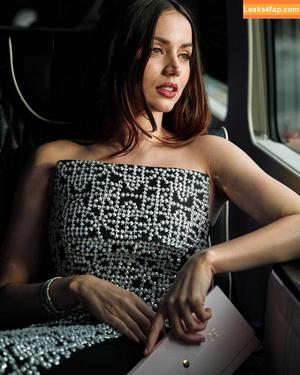 Ana De Armas photo #0390