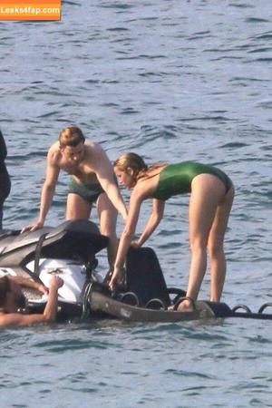 Ana De Armas photo #0940