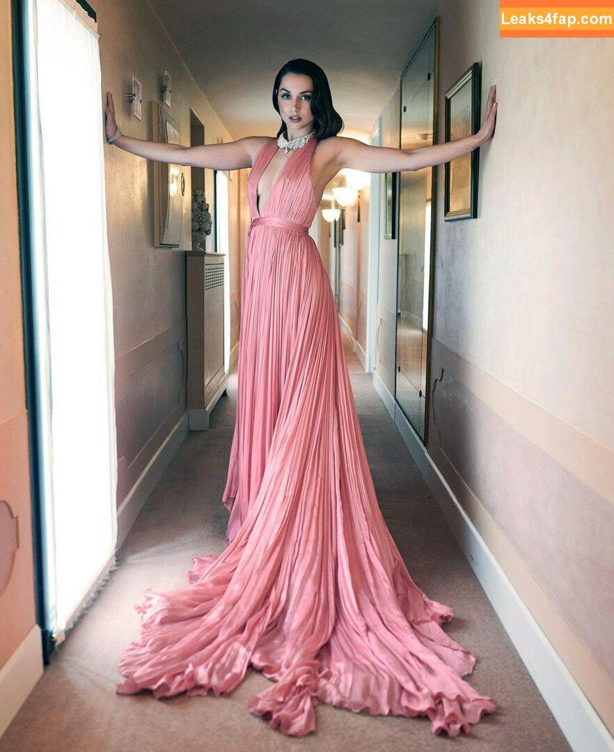 Ana De Armas / ana_d_armas / anadearmas / anadearmasdaily / https: leaked photo photo #1016