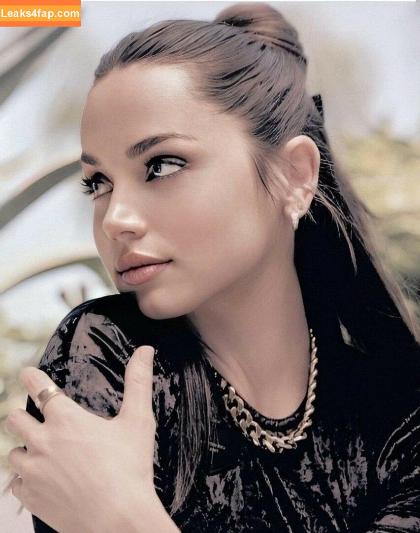 Ana De Armas / ana_d_armas / anadearmas / anadearmasdaily / https: leaked photo photo #1052