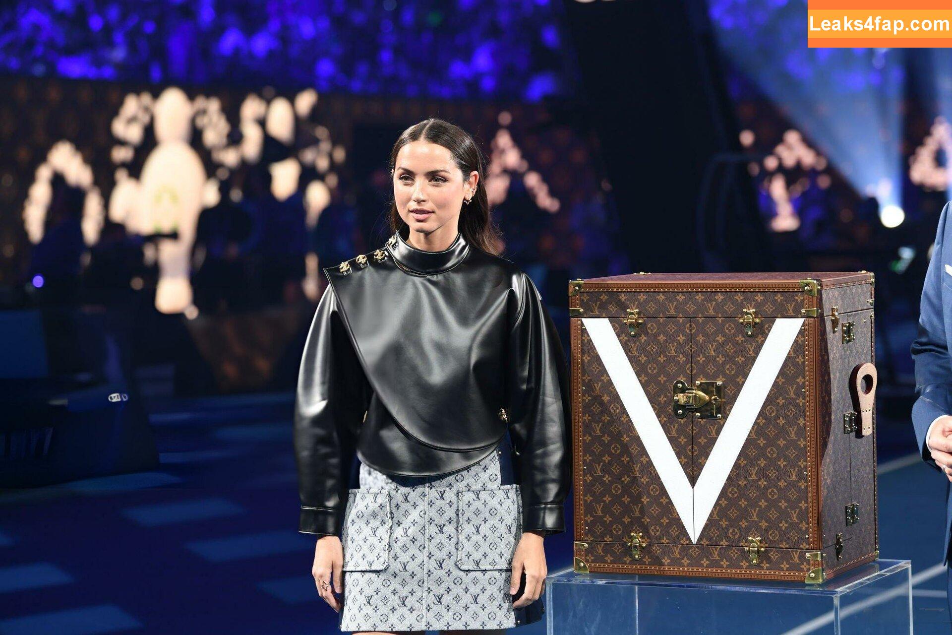 Ana De Armas / ana_d_armas / anadearmas / anadearmasdaily / https: leaked photo photo #1089