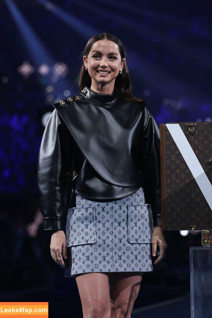 Ana De Armas / ana_d_armas / anadearmas / anadearmasdaily / https: leaked photo photo #1100