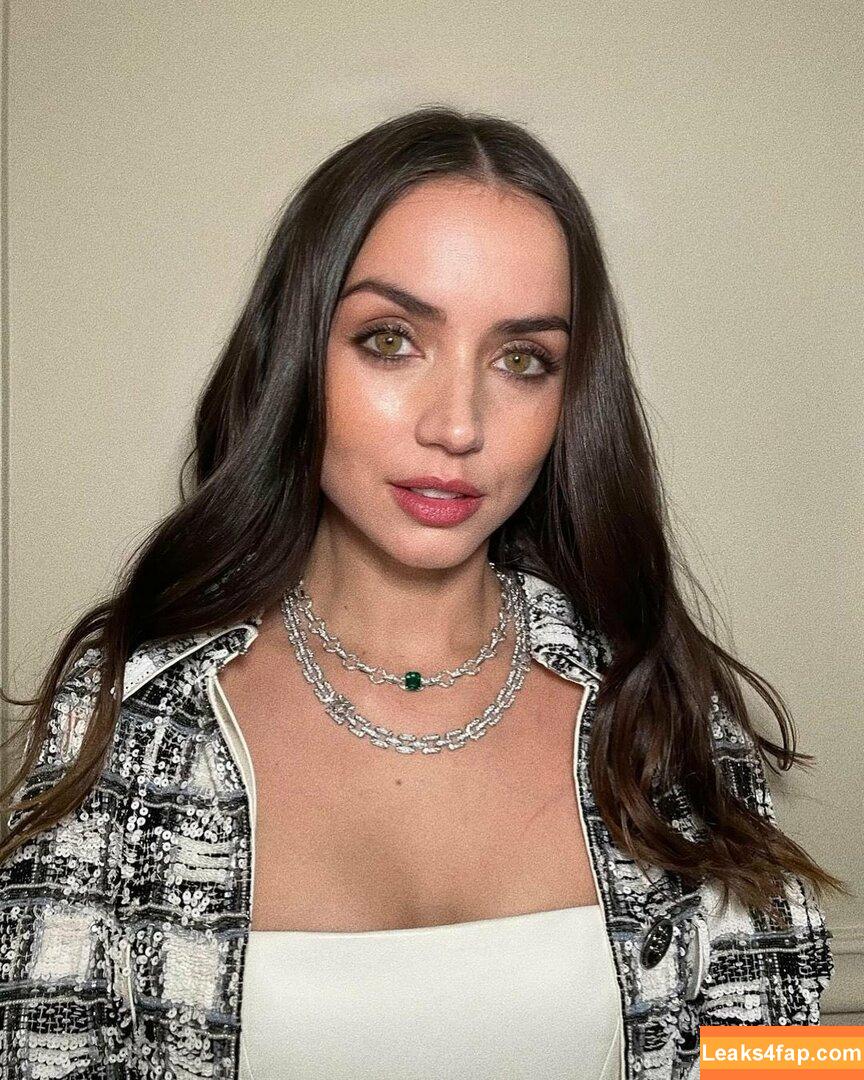 Ana De Armas / ana_d_armas / anadearmas / anadearmasdaily / https: leaked photo photo #1140
