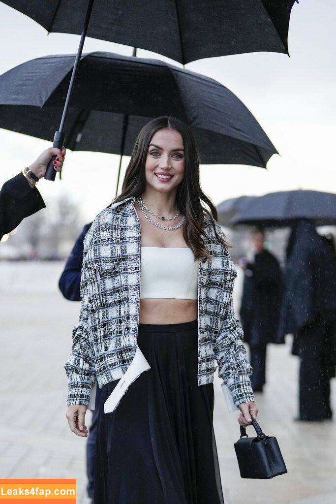 Ana De Armas / ana_d_armas / anadearmas / anadearmasdaily / https: leaked photo photo #1142