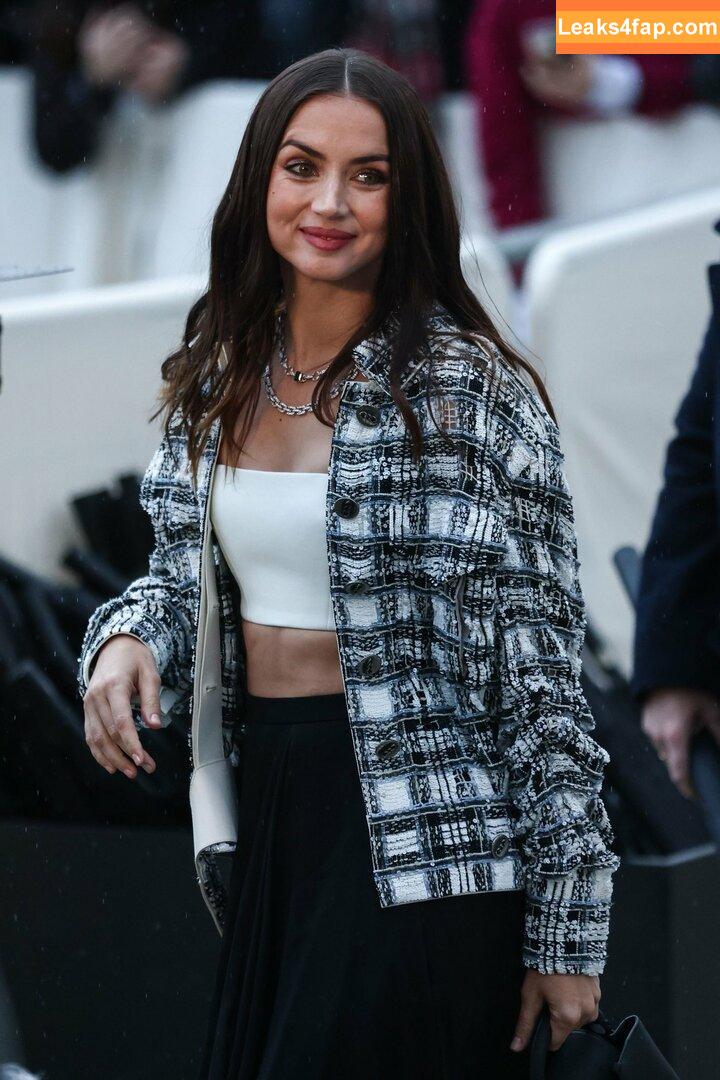 Ana De Armas / ana_d_armas / anadearmas / anadearmasdaily / https: leaked photo photo #1144