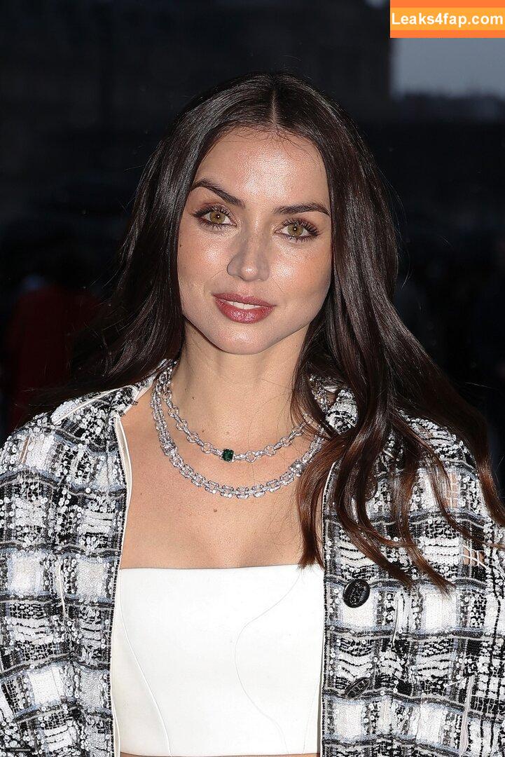 Ana De Armas / ana_d_armas / anadearmas / anadearmasdaily / https: leaked photo photo #1157