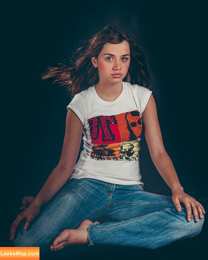 Ana De Armas / ana_d_armas / anadearmas / anadearmasdaily / https: leaked photo photo #1592