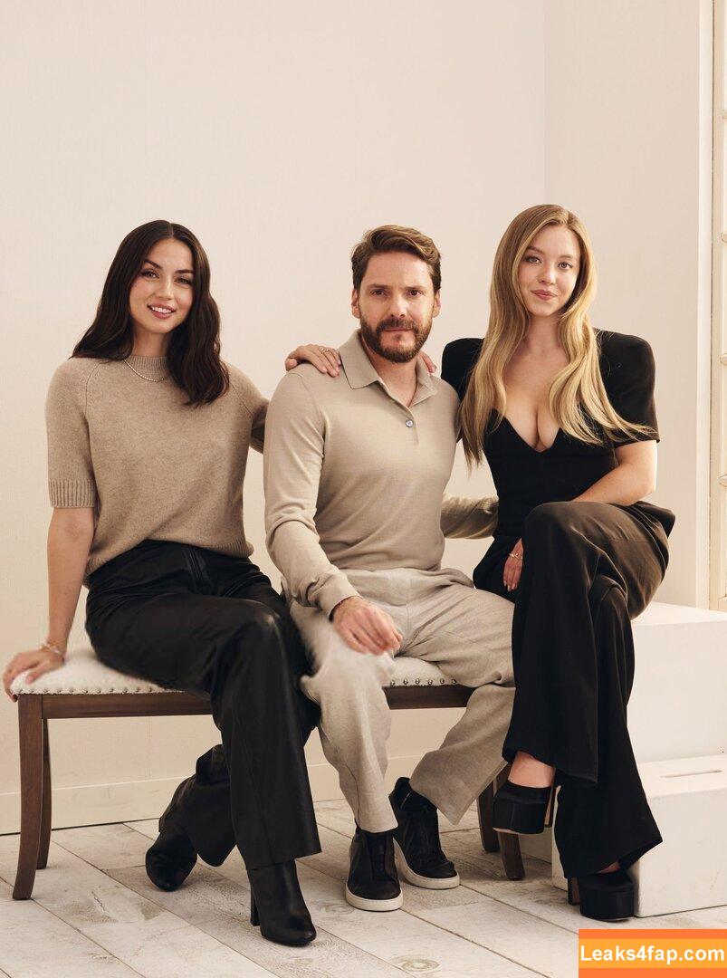 Ana De Armas / ana_d_armas / anadearmas / anadearmasdaily / https: leaked photo photo #1687