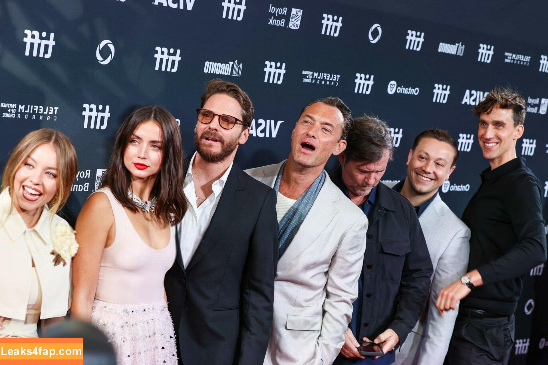 Ana De Armas / ana_d_armas / anadearmas / anadearmasdaily / https: leaked photo photo #1710