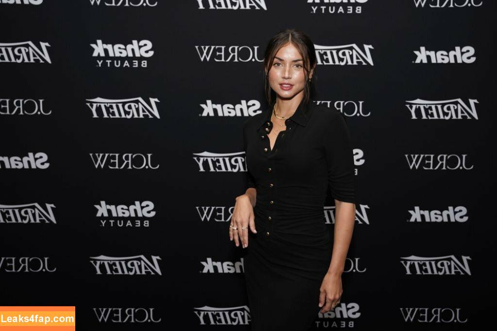 Ana De Armas / ana_d_armas / anadearmas / anadearmasdaily / https: leaked photo photo #1757