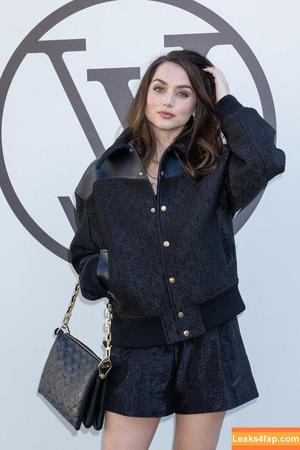 Ana De Armas photo #1083