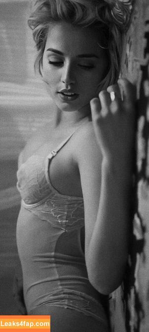 Ana De Armas photo #1952