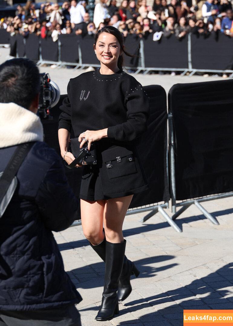 Ana De Armas / ana_d_armas / anadearmas / anadearmasdaily слитое фото фото #2421