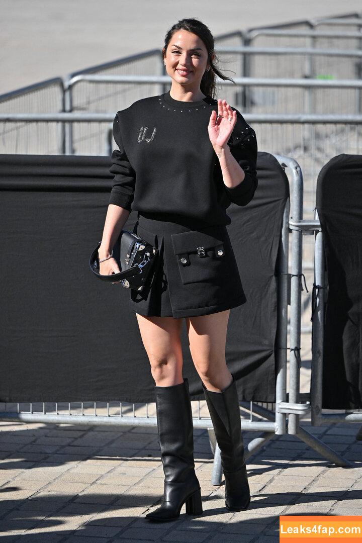 Ana De Armas / ana_d_armas / anadearmas / anadearmasdaily слитое фото фото #2440