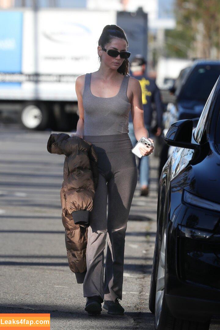 Ana De Armas / ana_d_armas / anadearmas / anadearmasdaily / https: слитое фото фото #2562