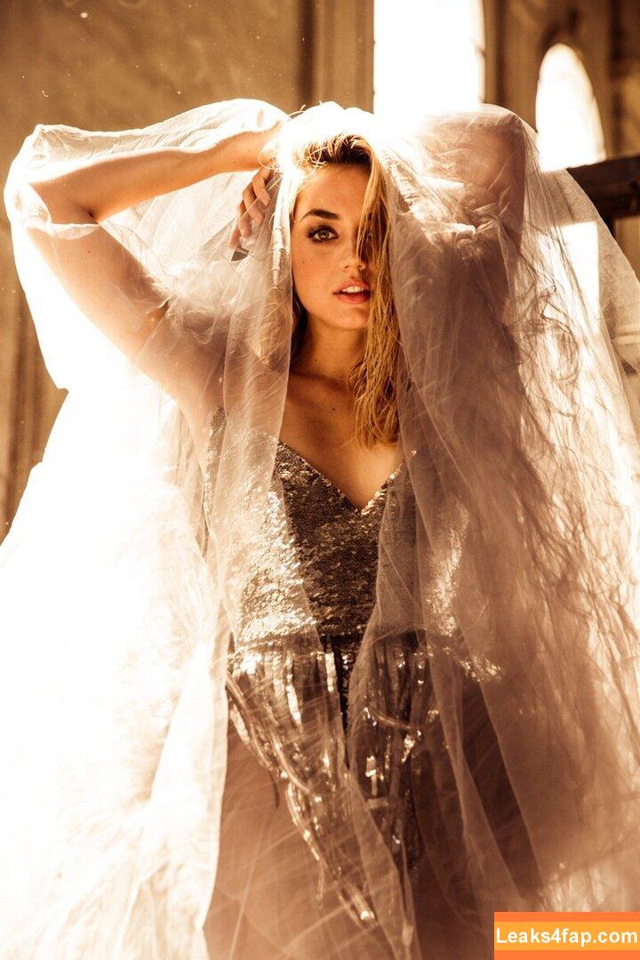 Ana De Armas / ana_d_armas / anadearmas / anadearmasdaily / https: leaked photo photo #2662