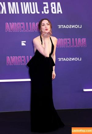Ana De Armas photo #2379
