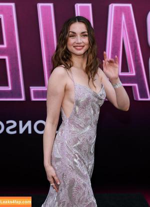 Ana De Armas photo #2393