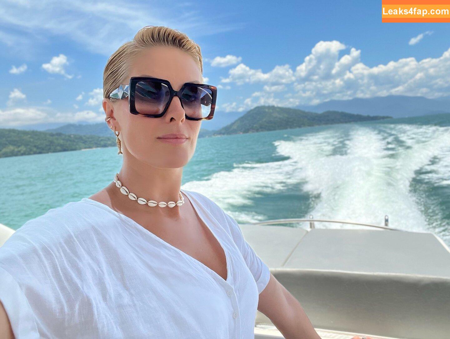 Ana Hickmann / ahickmann слитое фото фото #0097