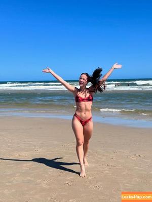 Ana Louise Gadelha photo #0005