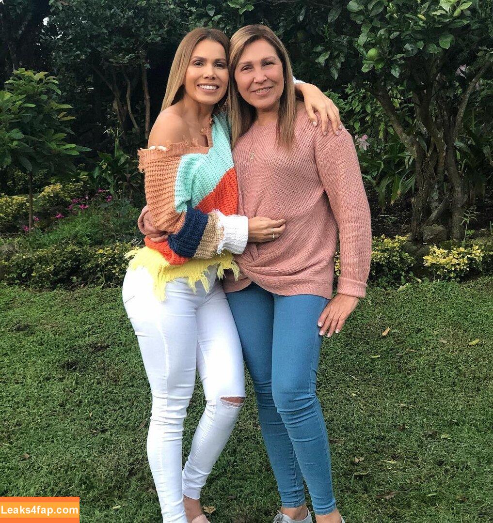 Ana Lucia Vega / analuciav / analuvega29 leaked photo photo #0227