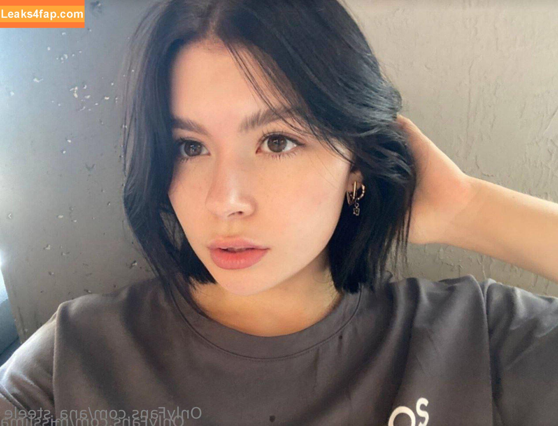 ana_steele / anasteele18 leaked photo photo #0011