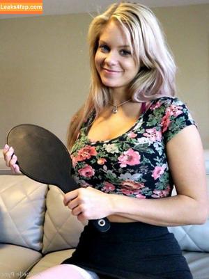 Anabelle Pync photo #0083