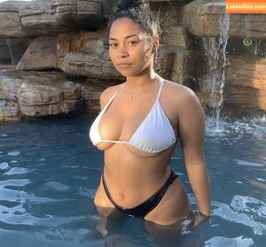 Anabellezoe_ photo #0002