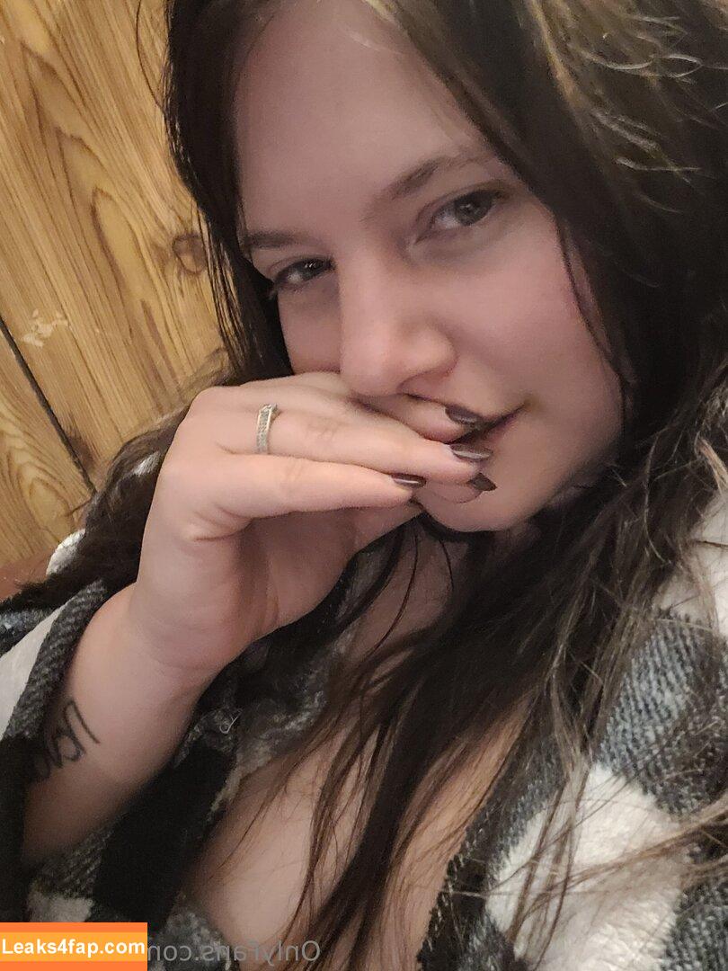 anai_ixxx / anai_ixx leaked photo photo #0016