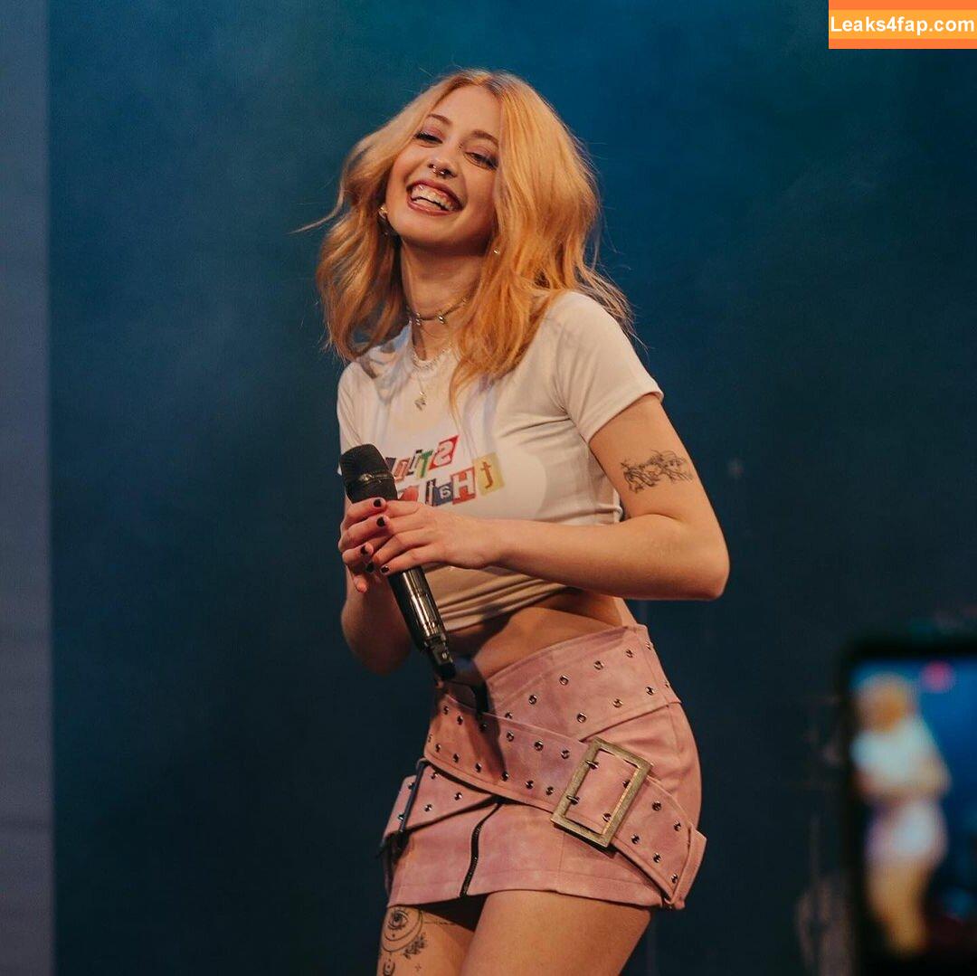 Ananda Morais / ananda слитое фото фото #0275