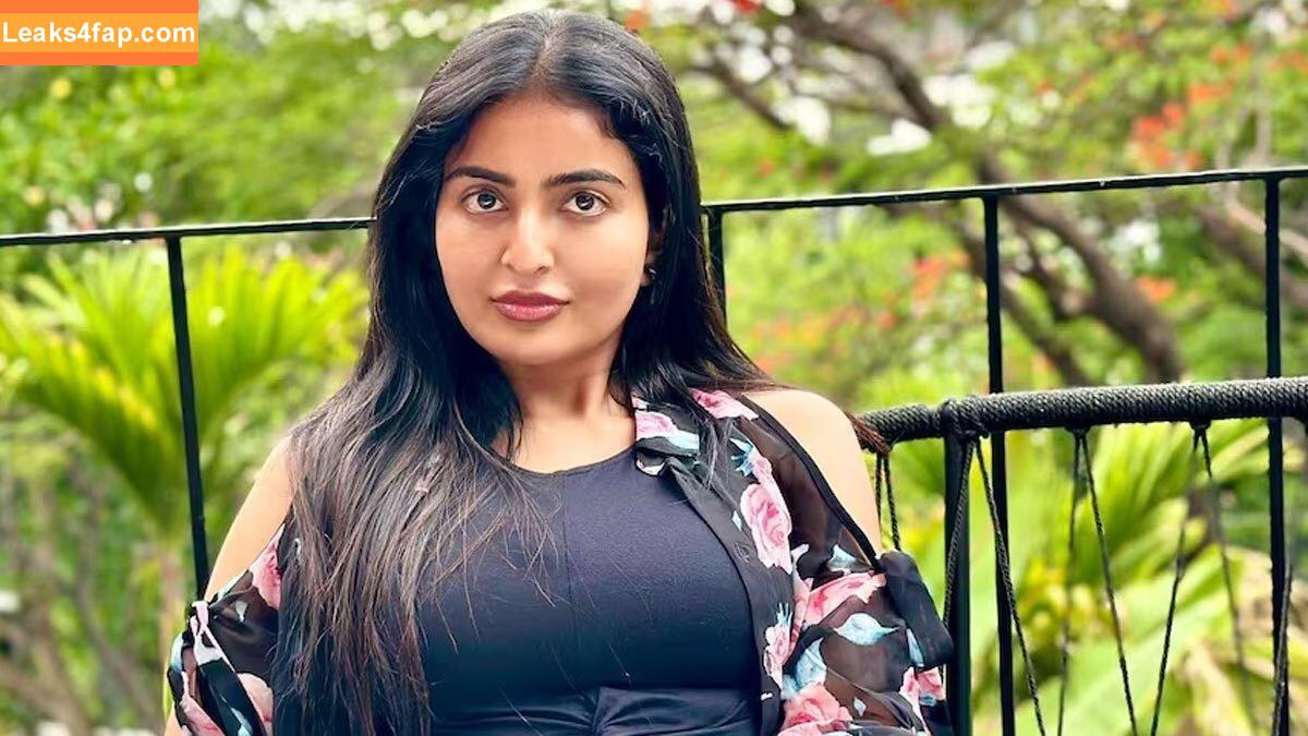 Ananya Nagalla /  слитое фото фото #0023