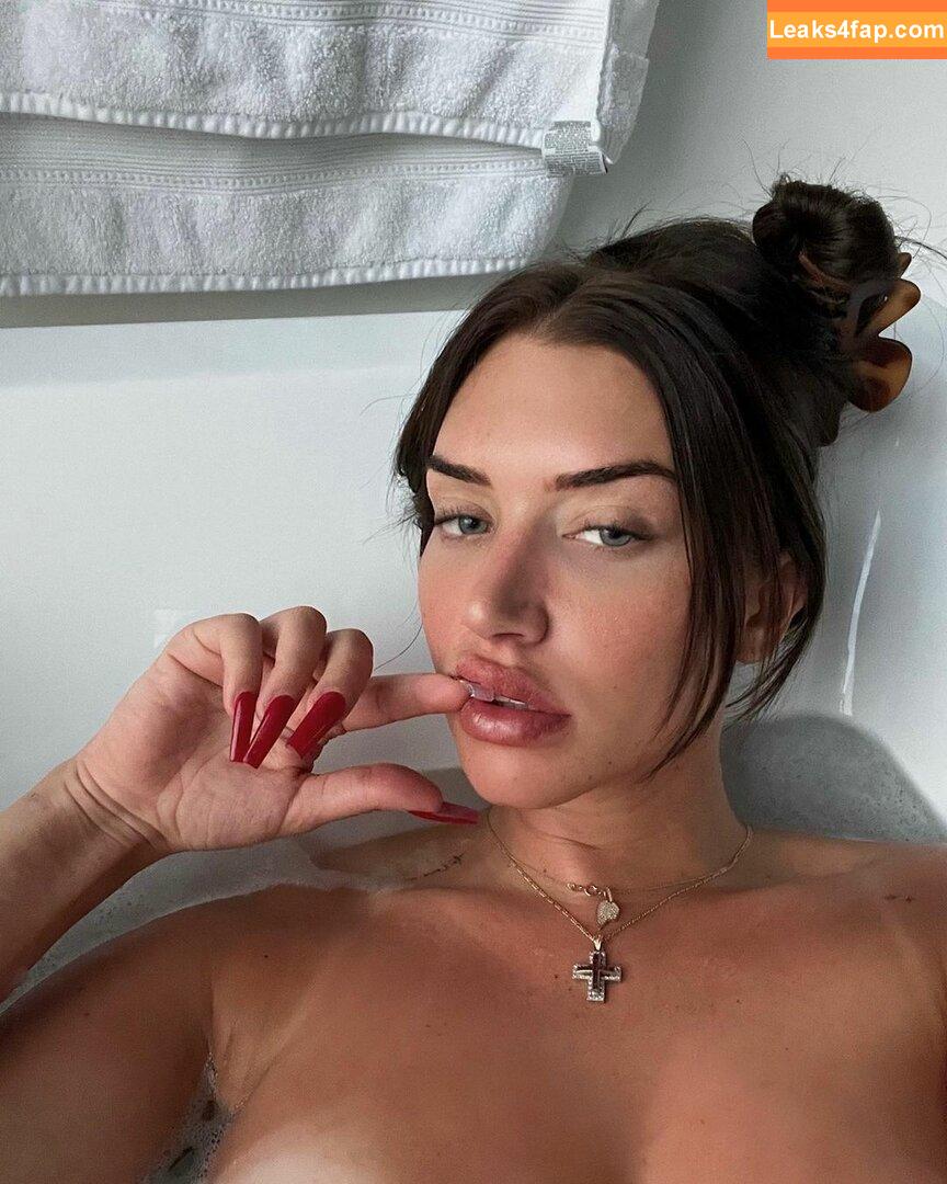 Anastasia Karanikolaou / Stassiebaby / staskaranikolaou leaked photo photo #0073